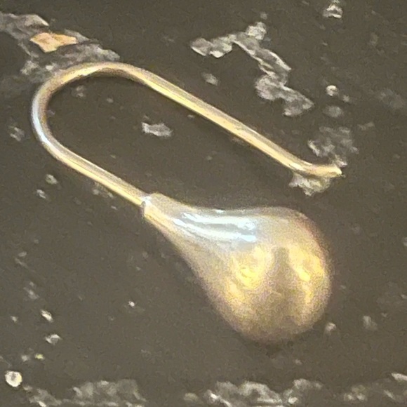 Silpada Jewelry - SINGLE EARRING ONLY Silpada Sterling Silver Teardrop Earring